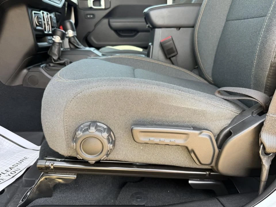 2024 Jeep JT Gladiator - Image 11 of 16
