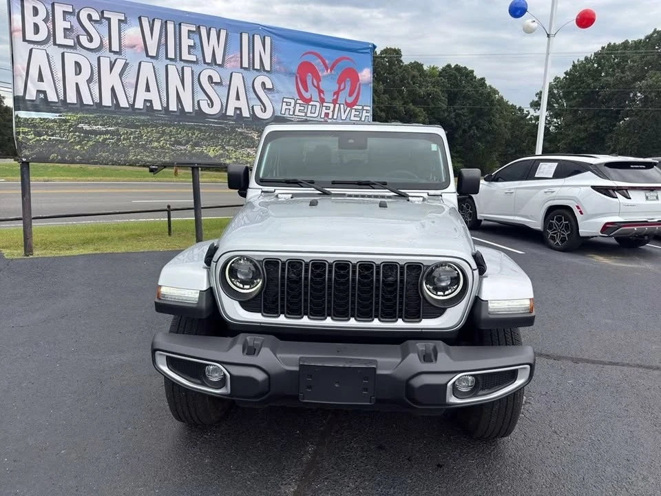 2024 Jeep JT Gladiator - Image 2 of 18