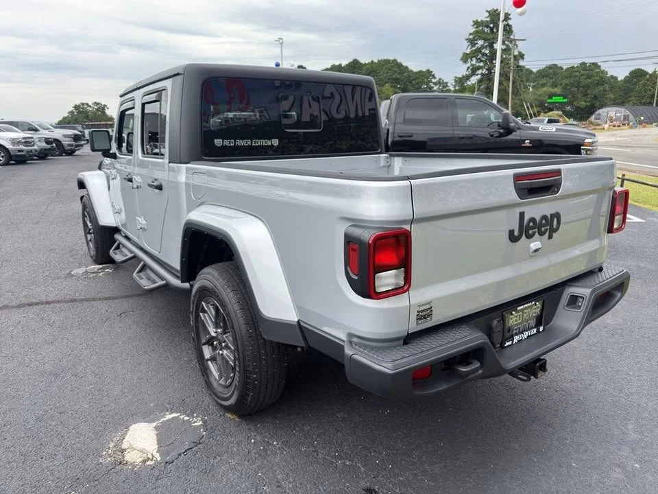 2024 Jeep JT Gladiator - Image 7 of 18