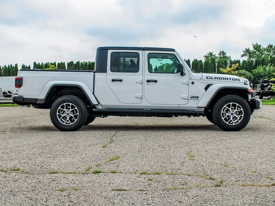 2024 Jeep JT Gladiator - Image 10 of 18