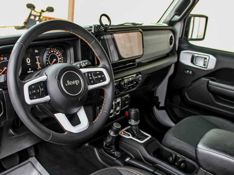 2024 Jeep JT Gladiator - Image 12 of 18