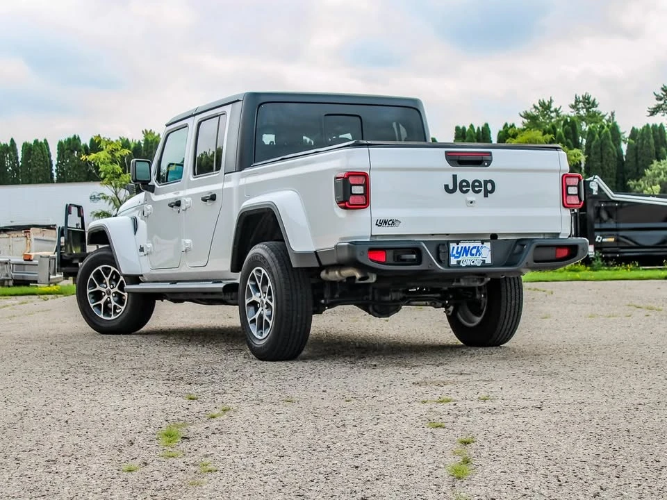 2024 Jeep JT Gladiator - Image 6 of 18