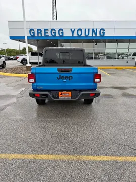 2024 Jeep Gladiator Sport S