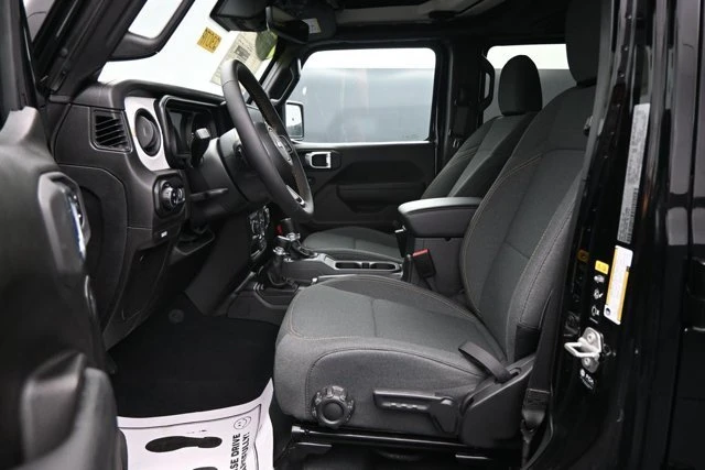 2024 Jeep JT Gladiator - Image 8 of 20