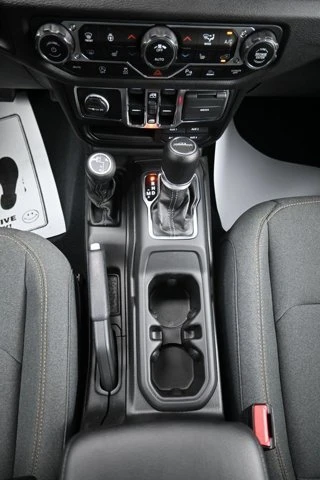 2024 Jeep JT Gladiator - Image 19 of 20