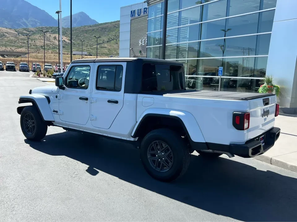 2024 Jeep JT Gladiator - Image 7 of 14