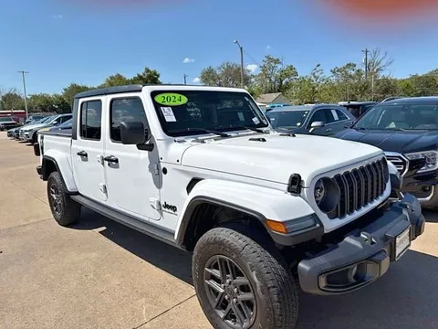 2024 Jeep Gladiator Sport S