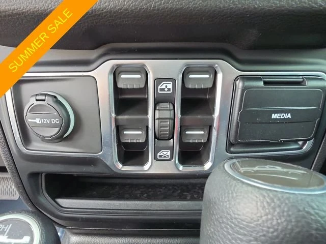 2024 Jeep JT Gladiator - Image 14 of 20