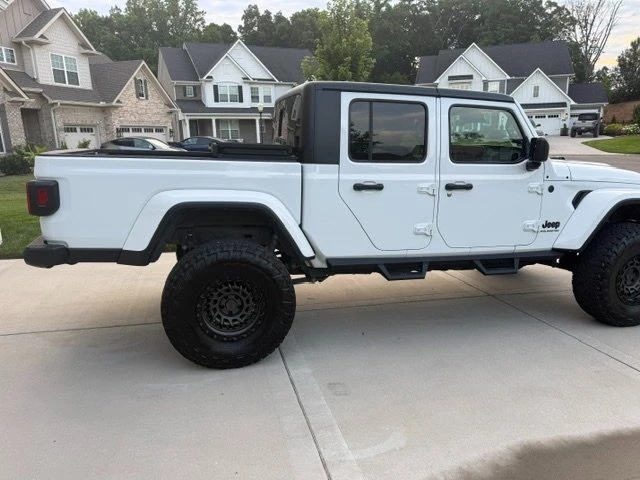 2024 Jeep JT Gladiator - Image 2 of 14