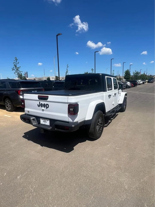2024 Jeep JT Gladiator - Image 5 of 10
