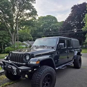 2024 Jeep Gladiator Sport S