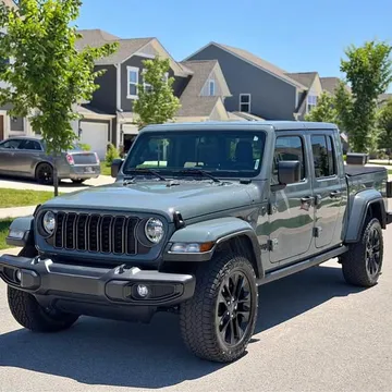 2024 Jeep Gladiator Sport S