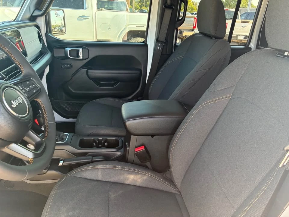 2024 Jeep JT Gladiator - Image 9 of 12