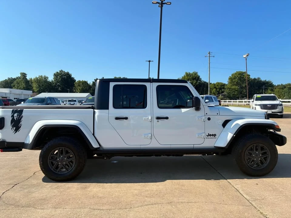 2024 Jeep JT Gladiator - Image 5 of 12