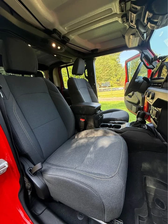 2024 Jeep JT Gladiator - Image 10 of 19