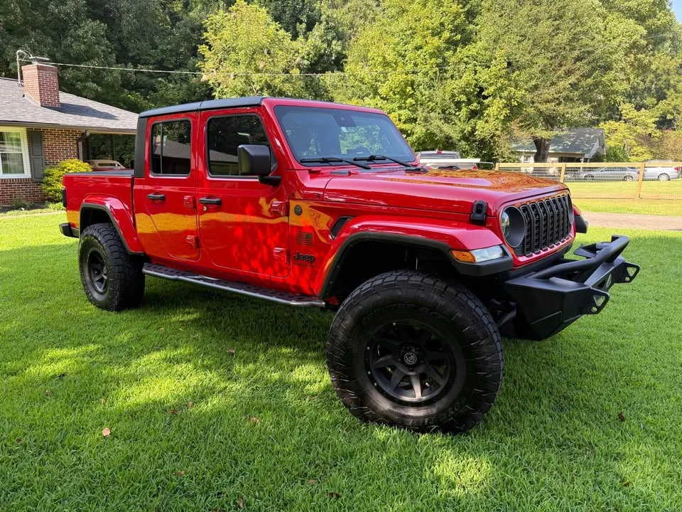 2024 Jeep JT Gladiator - Image 4 of 19