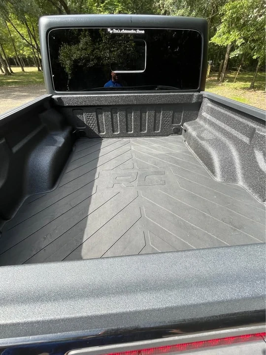 2024 Jeep JT Gladiator - Image 9 of 17