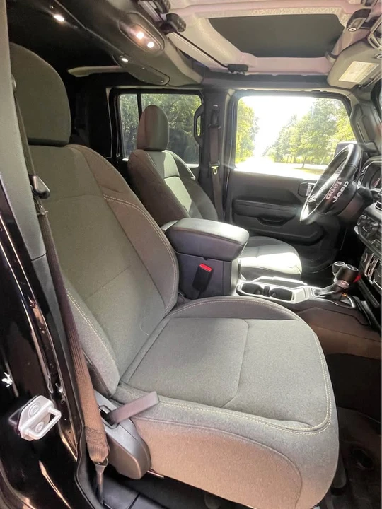 2024 Jeep JT Gladiator - Image 11 of 17