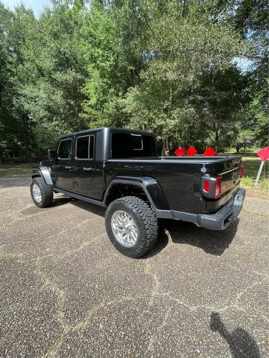 2024 Jeep JT Gladiator - Image 5 of 17