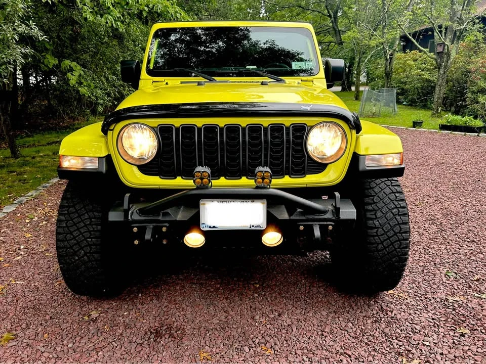 2024 Jeep JT Gladiator - Image 2 of 5