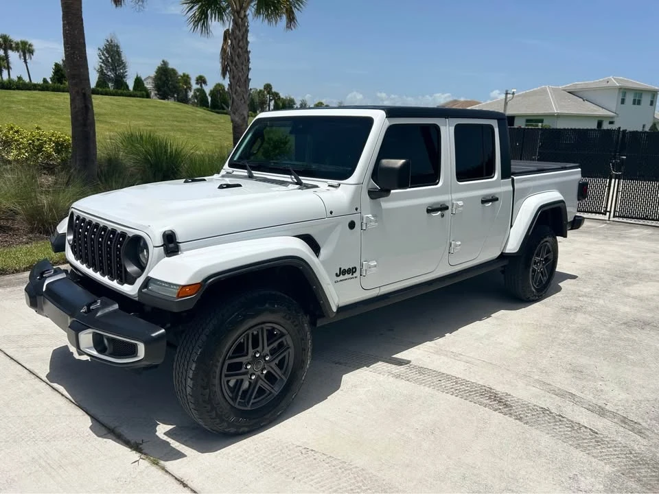 2024 Jeep JT Gladiator - Image 20 of 20