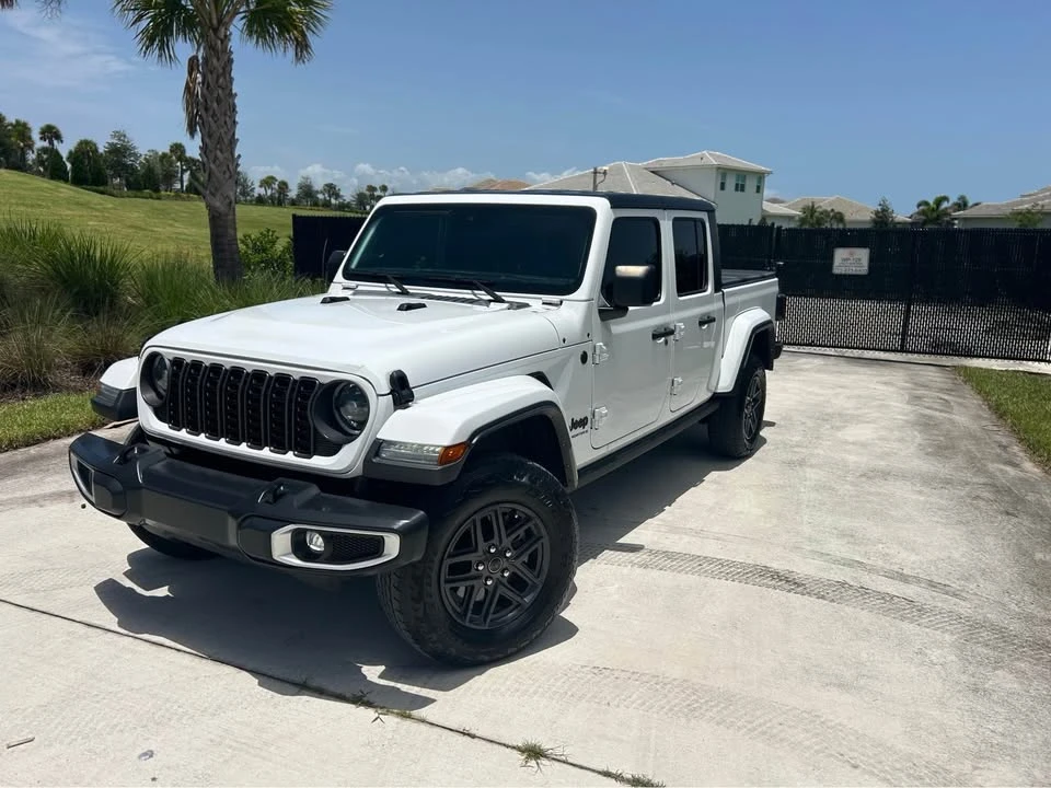 2024 Jeep JT Gladiator - Image 3 of 20