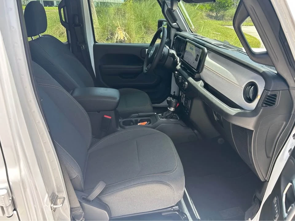 2024 Jeep JT Gladiator - Image 18 of 20