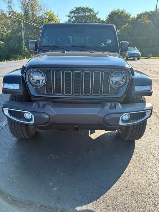 2024 Jeep JT Gladiator - Image 3 of 10