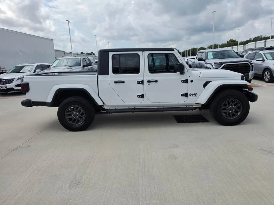2024 Jeep JT Gladiator - Image 4 of 15