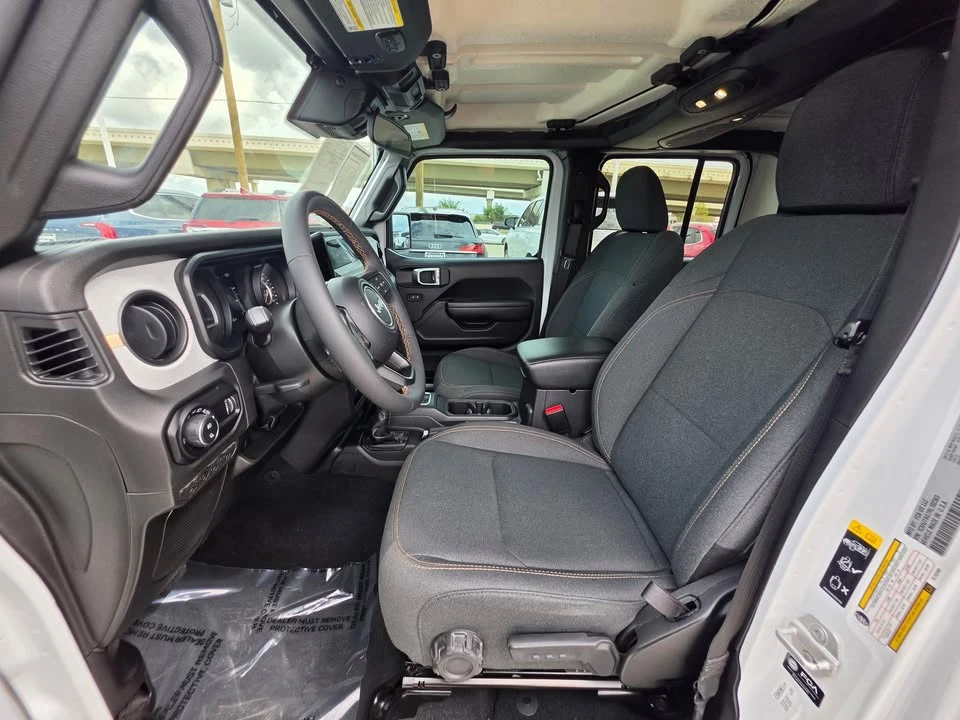 2024 Jeep JT Gladiator - Image 9 of 15