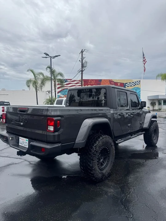 2024 Jeep JT Gladiator - Image 8 of 10