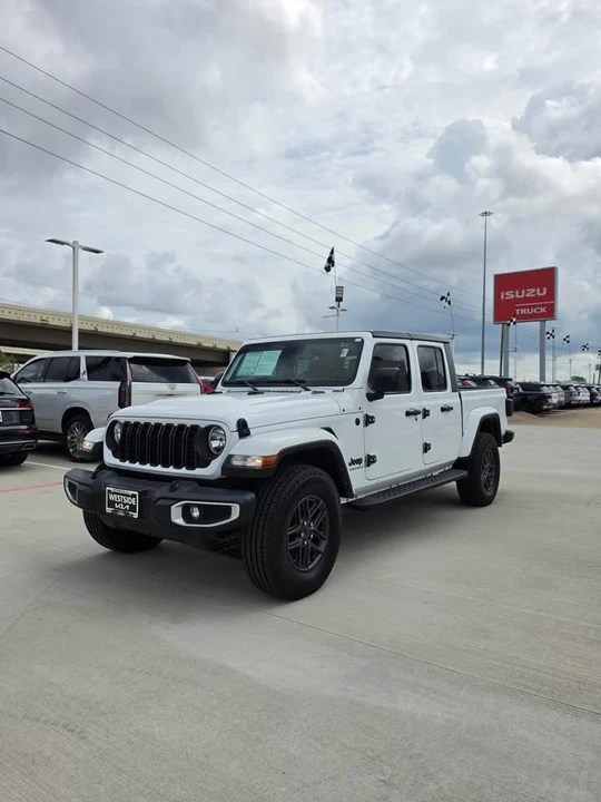 2024 Jeep JT Gladiator - Image 2 of 15