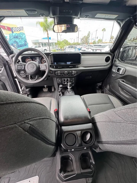 2024 Jeep JT Gladiator - Image 6 of 10