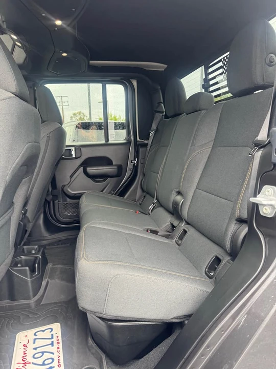 2024 Jeep JT Gladiator - Image 7 of 10