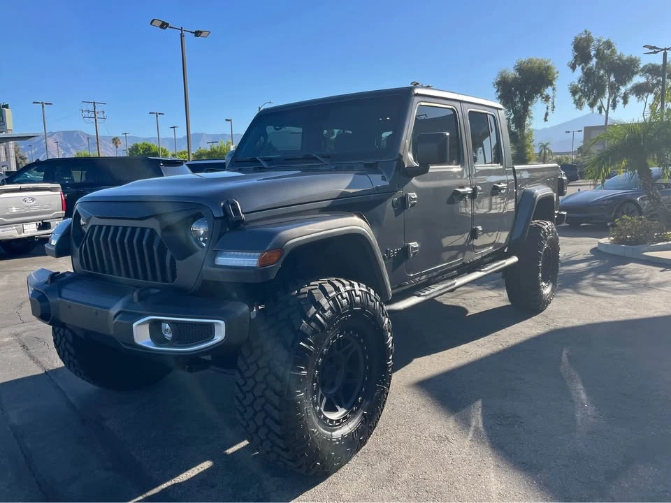 2024 Jeep JT Gladiator - Image 7 of 8