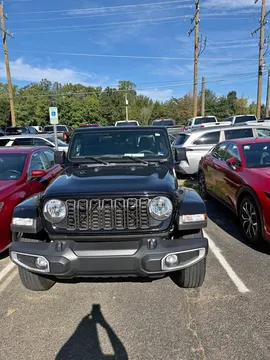 2024 Jeep Gladiator Sport S