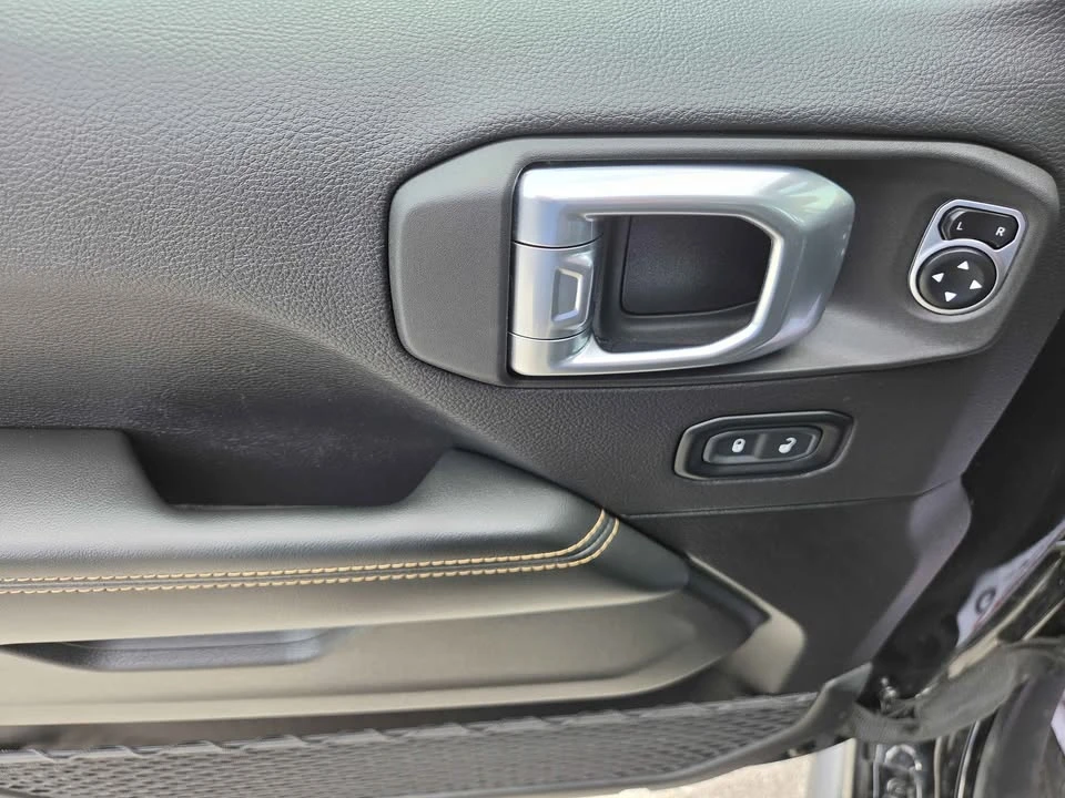 2024 Jeep JT Gladiator - Image 10 of 15