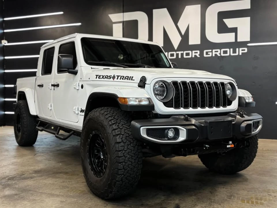 2024 Jeep JT Gladiator - Image 2 of 11