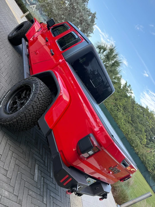 2024 Jeep JT Gladiator - Image 14 of 21