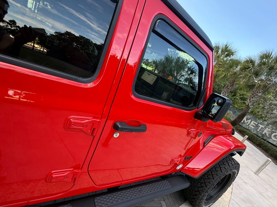 2024 Jeep JT Gladiator - Image 18 of 21