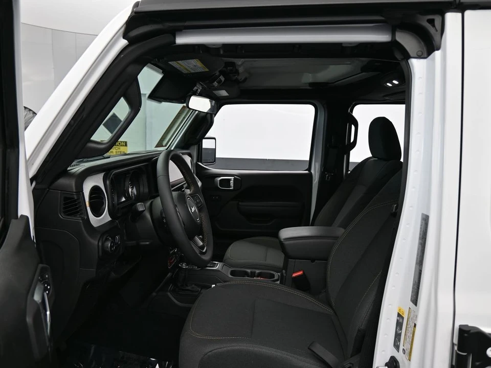 2024 Jeep JT Gladiator - Image 11 of 12