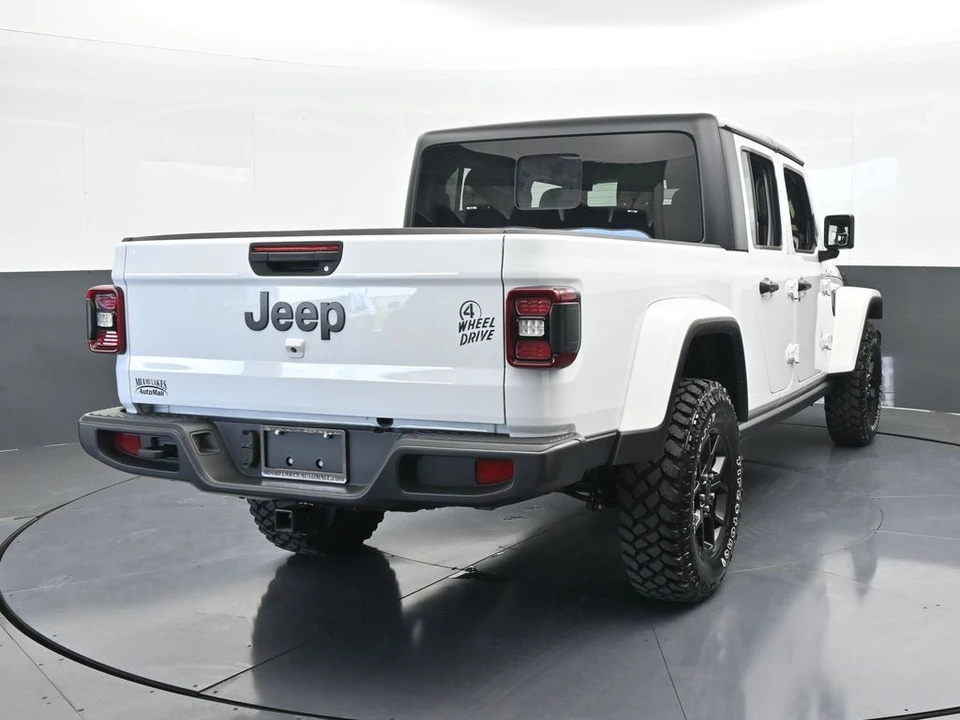 2024 Jeep JT Gladiator - Image 5 of 12