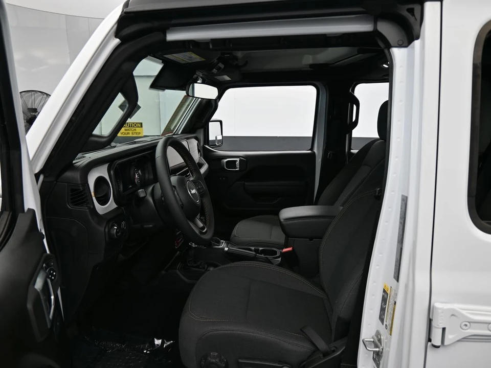 2024 Jeep JT Gladiator - Image 11 of 12