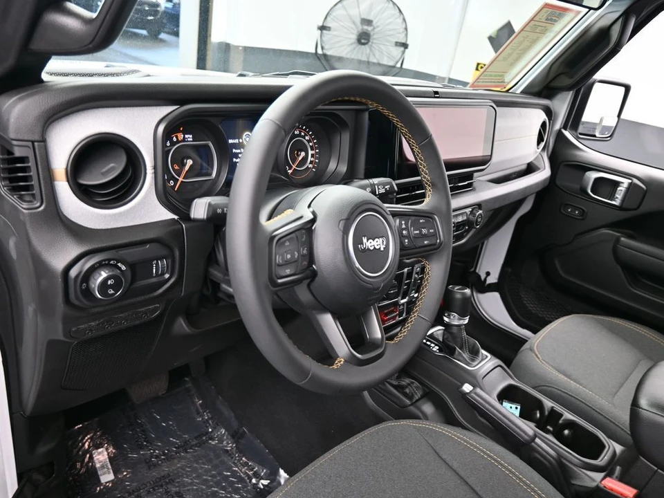 2024 Jeep JT Gladiator - Image 10 of 12