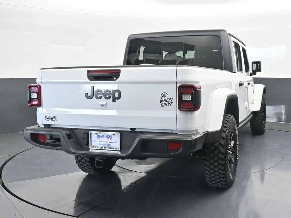 2024 Jeep JT Gladiator - Image 5 of 12