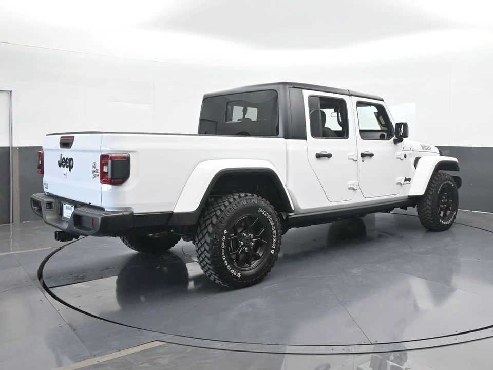 2024 Jeep JT Gladiator - Image 6 of 12