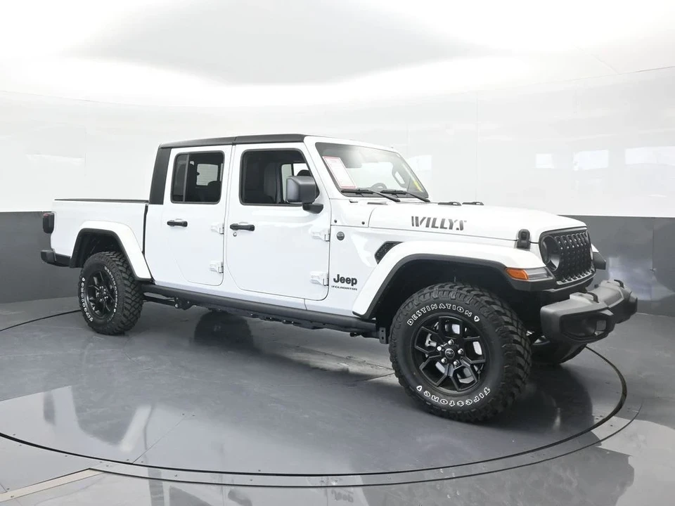 2024 Jeep JT Gladiator - Image 8 of 12