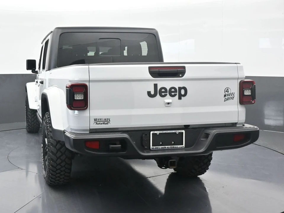 2024 Jeep JT Gladiator - Image 5 of 12