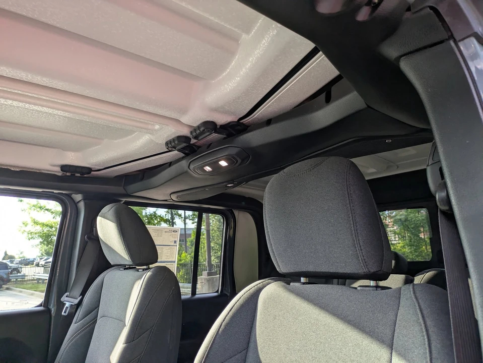 2024 Jeep JT Gladiator - Image 28 of 31