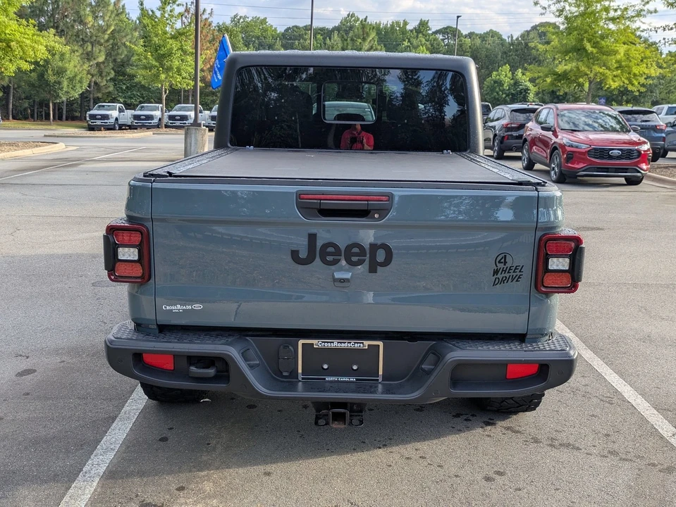 2024 Jeep JT Gladiator - Image 5 of 31